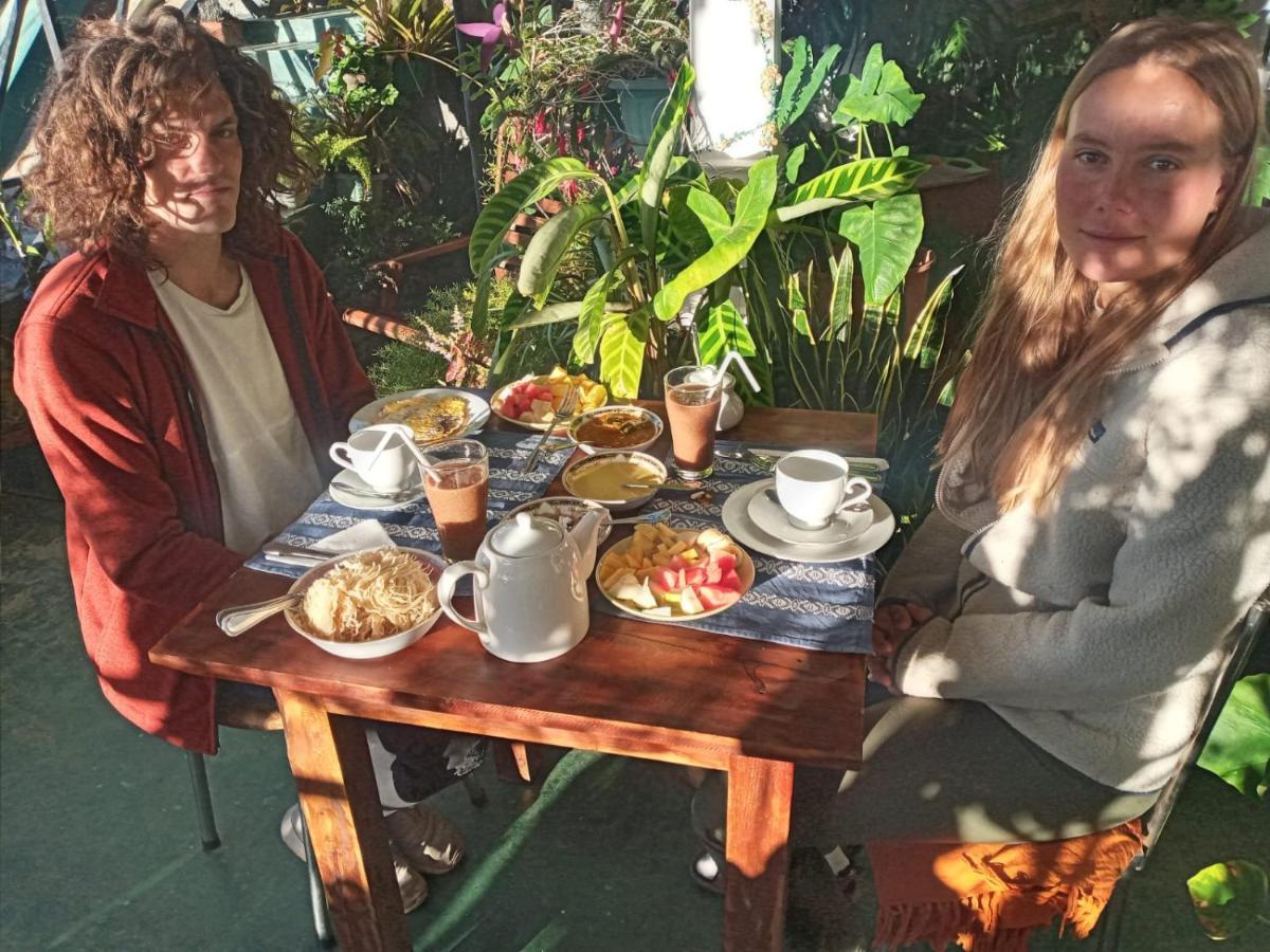Redwood Homestay 努沃勒埃利耶 外观 照片