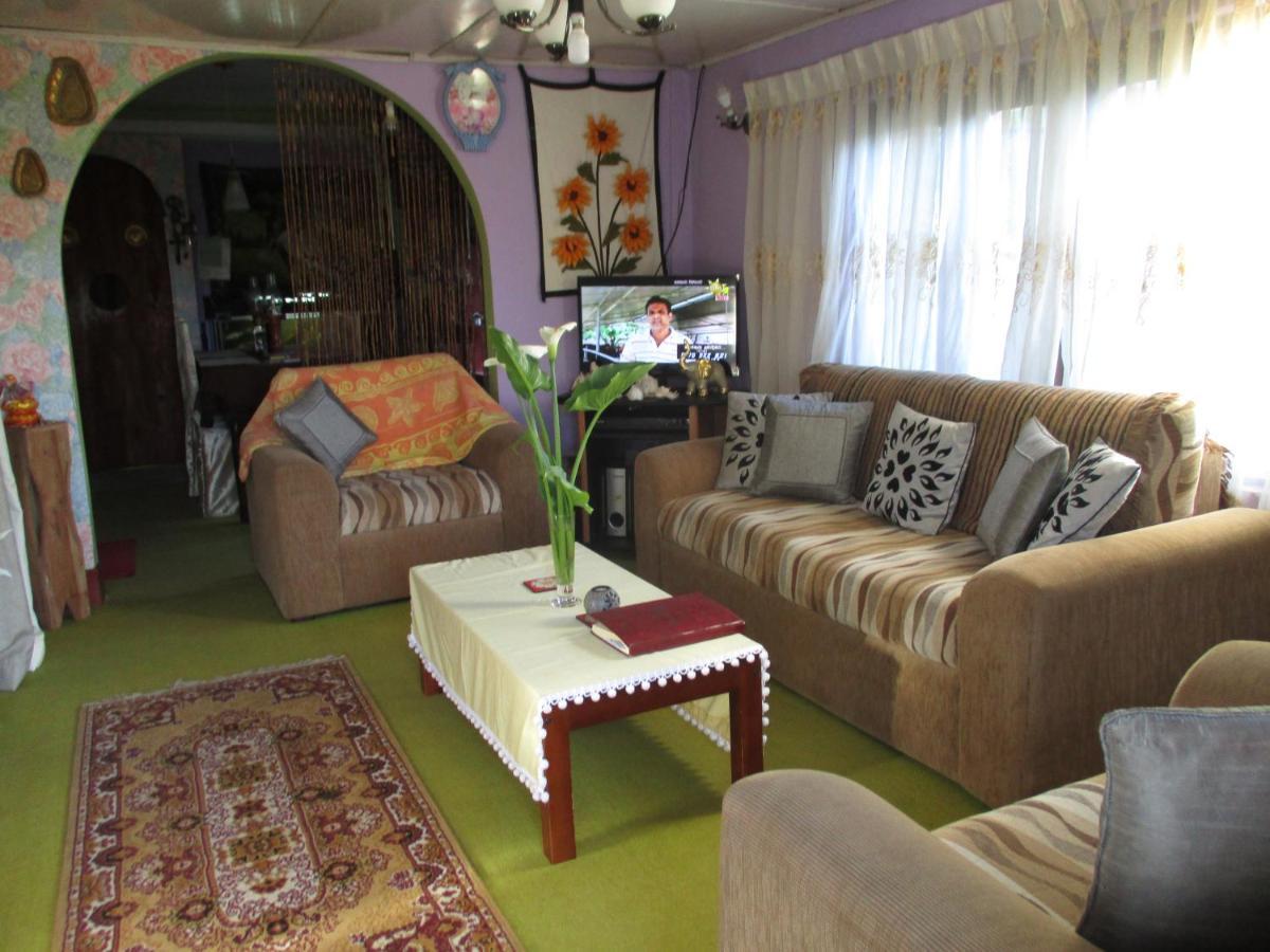 Redwood Homestay 努沃勒埃利耶 外观 照片